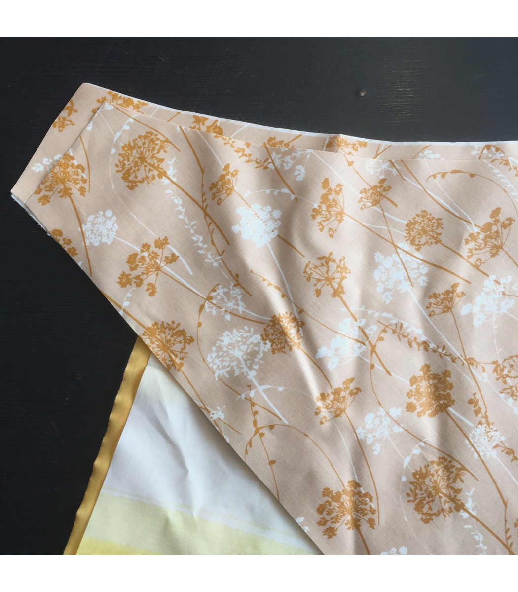 Kit couture surprise : pochette tissu enduit Taille S